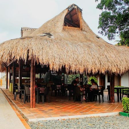 Hotel Mares Capurganá Екстериор снимка